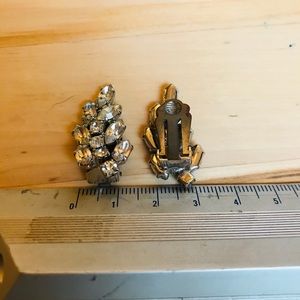 vintage clip on earrings